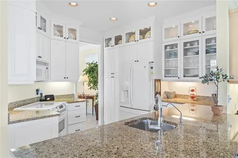 787 Hampton Woods Lane SW Vero Beach FL 32962