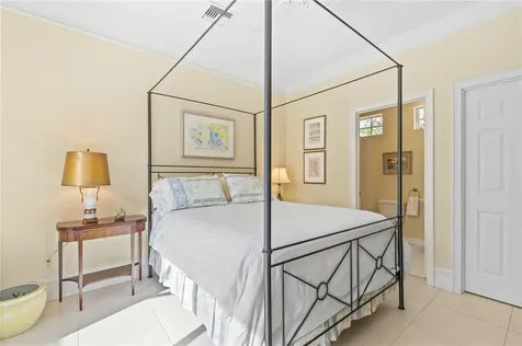 787 Hampton Woods Lane SW Vero Beach FL 32962