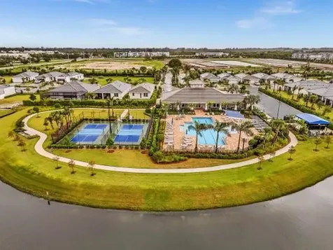 1133 Haven Circle Vero Beach FL 32960