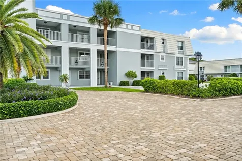 2743 Ocean Drive Vero Beach FL 32963