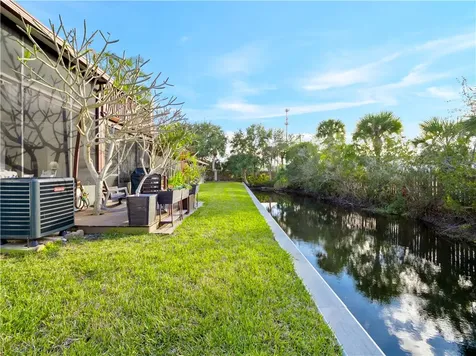 2305 Parkside Place Indian Harbour Beach FL 32937