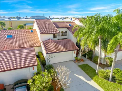 2305 Parkside Place Indian Harbour Beach FL 32937