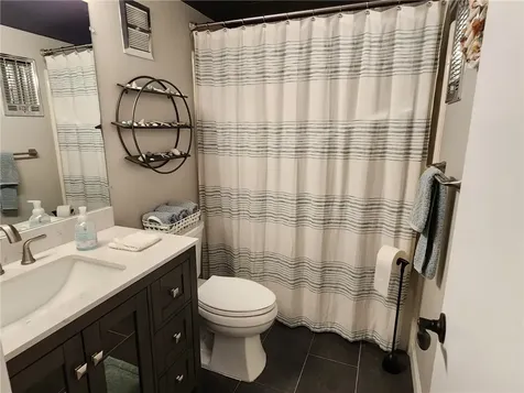 2333 Indian River Boulevard Vero Beach FL 32960