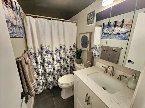 2333 Indian River Boulevard Vero Beach FL 32960