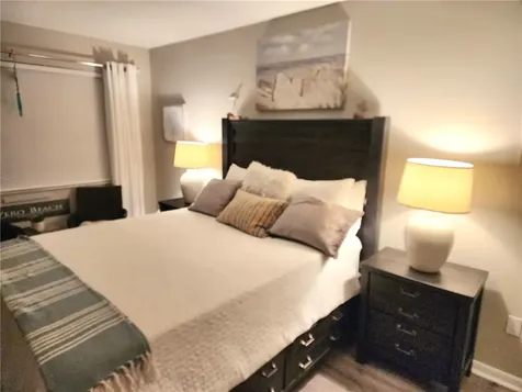 2333 Indian River Boulevard Vero Beach FL 32960