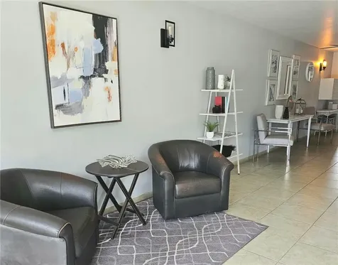 2333 Indian River Boulevard Vero Beach FL 32960