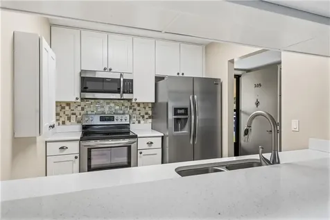 21 Plantation Drive Vero Beach FL 32966