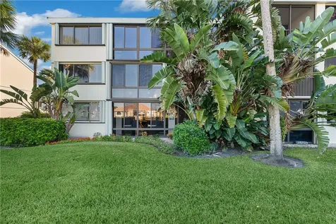 1825 Tarpon Lane Vero Beach FL 32960
