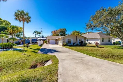 2845 1st Lane Vero Beach FL 32968