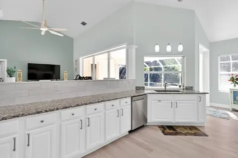 6545 35th Place Vero Beach FL 32966