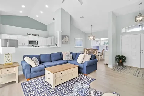 6545 35th Place Vero Beach FL 32966