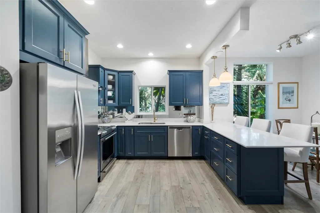 1235 Winding Oaks Circle E Vero Beach FL 32963