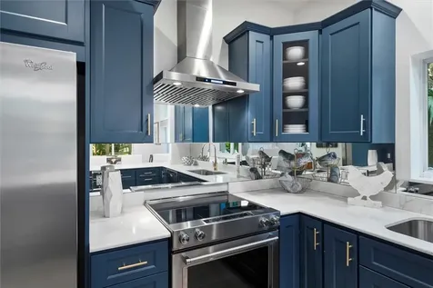 1235 Winding Oaks Circle E Vero Beach FL 32963