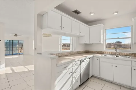 11 Vista Palm Lane Vero Beach FL 32962