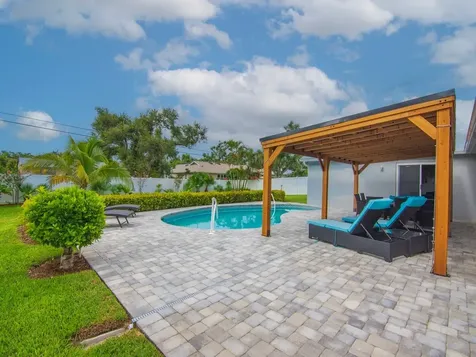 606 Conn Way Vero Beach FL 32963