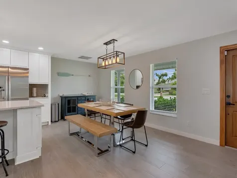 606 Conn Way Vero Beach FL 32963