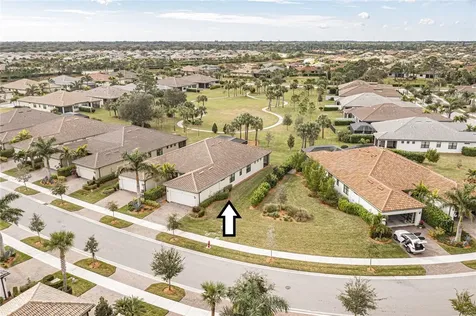 5190 Unity Square Vero Beach FL 32967