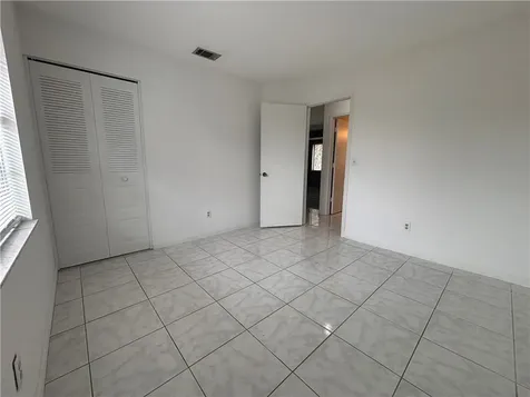 2450 8th Avenue SW Vero Beach FL 32962