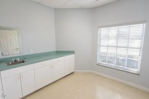 923 37th Place Vero Beach FL 32960