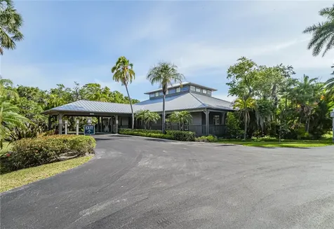 335 Hawthorne Lane Vero Beach FL 32962