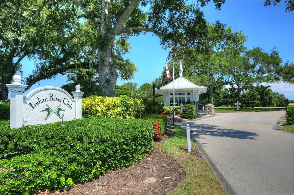 619 Bridgewater Lane SW Vero Beach FL 32962