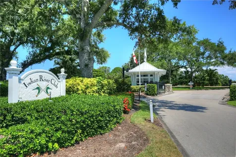 619 Bridgewater Lane SW Vero Beach FL 32962