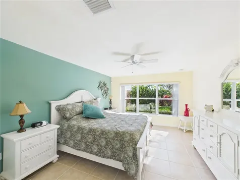 5315 Dominica Street Vero Beach FL 32967