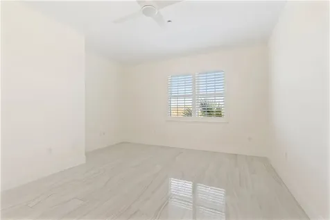 1520 Oak Harbor Boulevard Vero Beach FL 32967