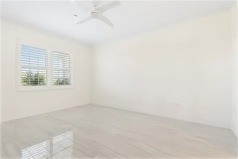 1520 Oak Harbor Boulevard Vero Beach FL 32967