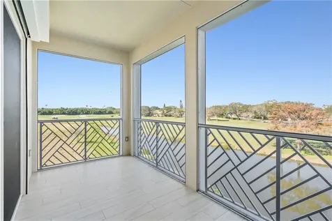 1520 Oak Harbor Boulevard Vero Beach FL 32967