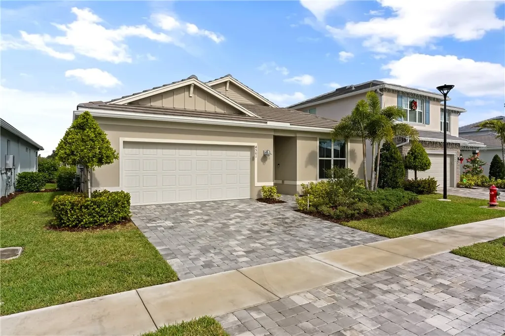 4561 Nautilus Circle Vero Beach FL 32967