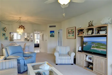 6175 S Mirror Lake Drive Sebastian FL 32958