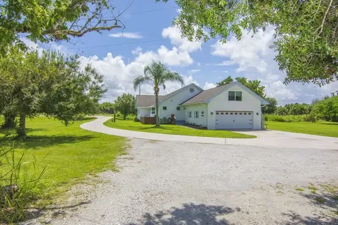 3675 66th Avenue Vero Beach FL 32966