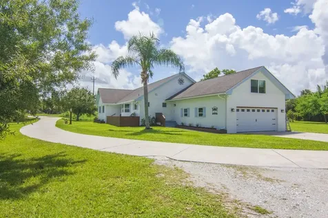 3675 66th Avenue Vero Beach FL 32966