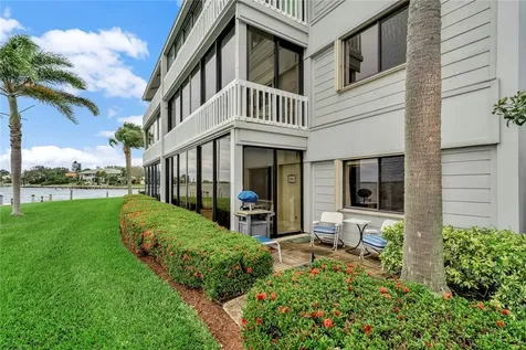 1776 Mooringline Drive Vero Beach FL 32963