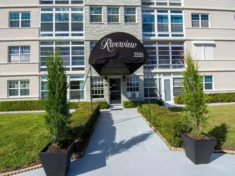 2333 Indian River Boulevard Vero Beach FL 32960