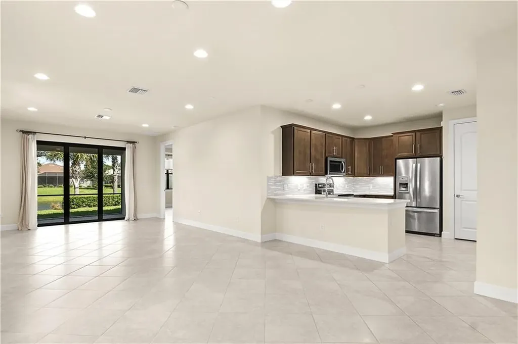 4347 Beauty Leaf Circle Vero Beach FL 32967