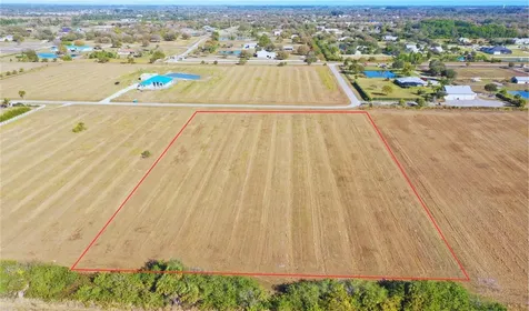 7205 6th Street SW Vero Beach FL 32968