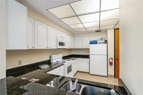 1910 Tarpon Lane Vero Beach FL 32960