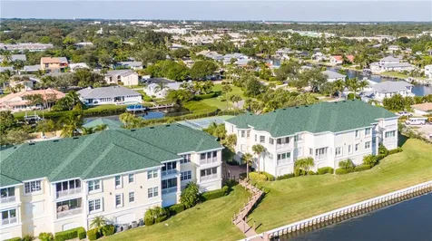 1910 Tarpon Lane Vero Beach FL 32960