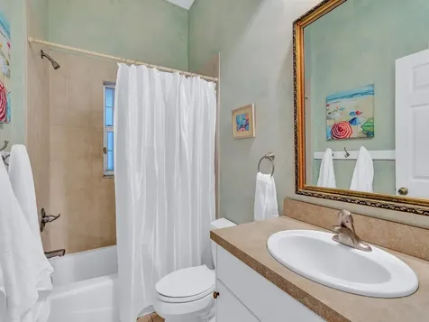 2225 Seaside Street Vero Beach FL 32963