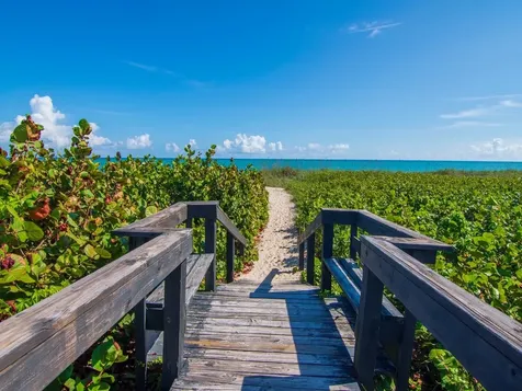 2225 Seaside Street Vero Beach FL 32963