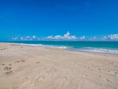 2225 Seaside Street Vero Beach FL 32963