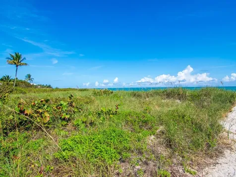 2225 Seaside Street Vero Beach FL 32963