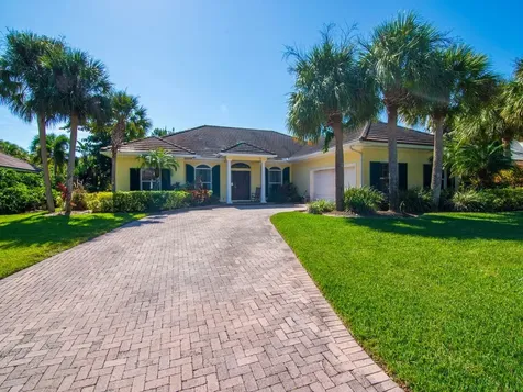2225 Seaside Street Vero Beach FL 32963