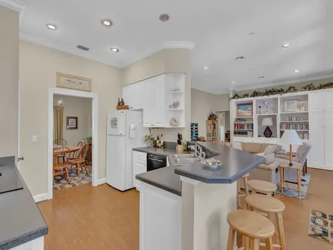 2225 Seaside Street Vero Beach FL 32963