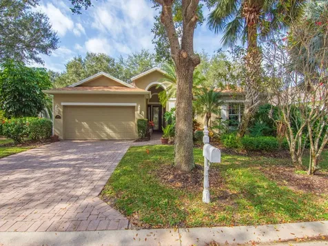 645 Kenwood Drive SW Vero Beach FL 32968