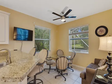 645 Kenwood Drive SW Vero Beach FL 32968