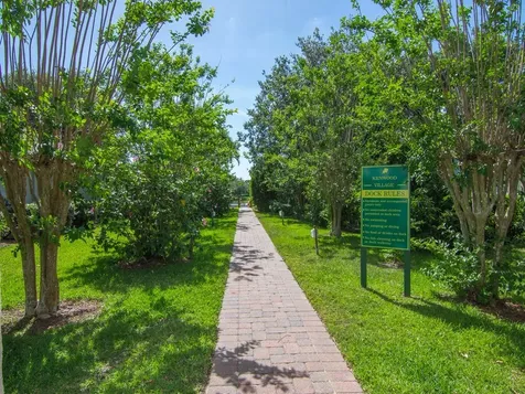645 Kenwood Drive SW Vero Beach FL 32968
