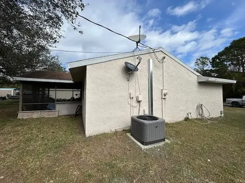 2235 17th Avenue SW Vero Beach FL 32962